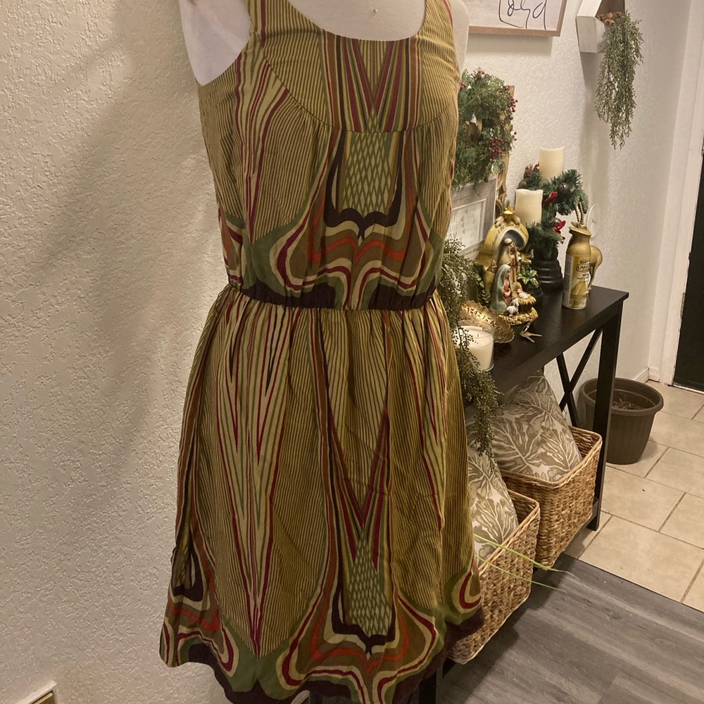 Nine West size Small very pretty
